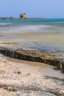 Marina di Lizzano deniz manzarası ve kıyı şeridi, Taranto ili, İtalya