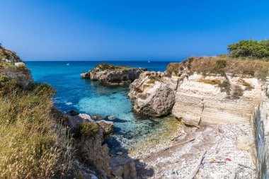 Torre Uluzzo Körfezi ve kıyı şeridi, Salento, İtalya