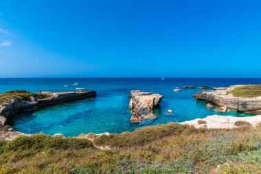 Torre Uluzzo Körfezi ve kıyı şeridi, Salento, İtalya