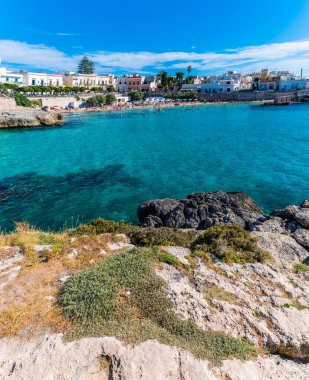 Torre Uluzzo Körfezi ve kıyı şeridi, Salento, İtalya