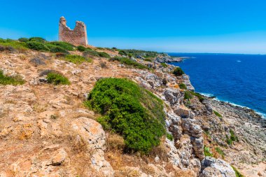 Torre Uluzzo Körfezi ve kıyı şeridi, Salento, İtalya
