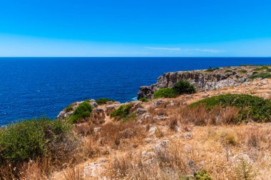 Torre Uluzzo Körfezi ve kıyı şeridi, Salento, İtalya