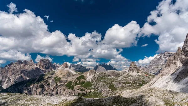 Pasmo Górskie Skaliste Tre Cime Lavaredo Włoszech — Zdjęcie stockowe