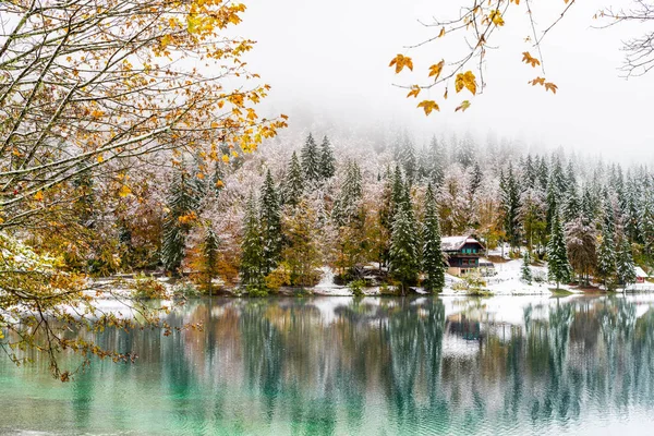 Scenic View Snowy Lake Fusine Olaszország — Stock Fotó
