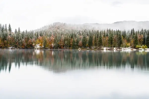 意大利Fusine湖美丽的自然景观 — 图库照片