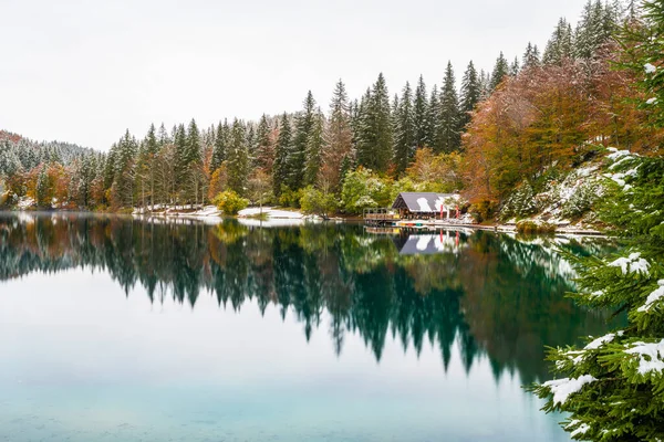 Güzel Doğa Manzarası Fusine Gölü Talya — Stok fotoğraf