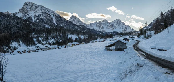 Pesariis Escena Del Invierno Italia —  Fotos de Stock