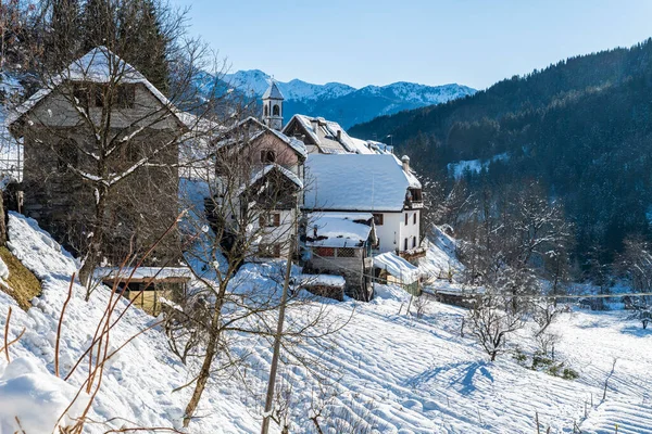 Pesariis Vintertid Scen Italien — Stockfoto