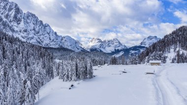 Dağlardaki güzel kış manzarası, Sappada 