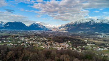 İtalya 'nın Udine eyaletinin havadan görüntüsü.