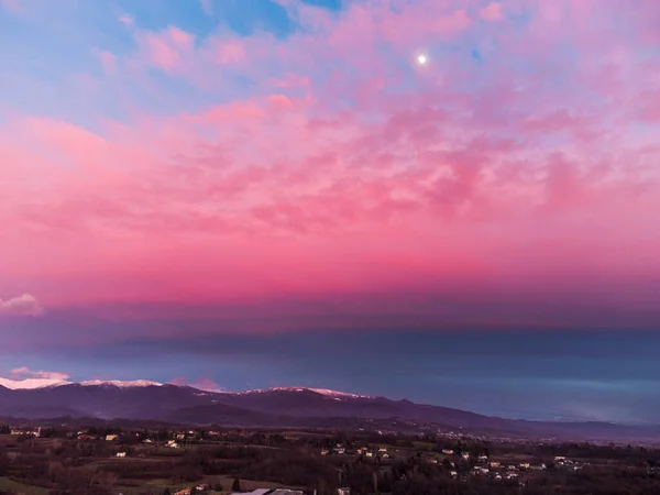 Widok Lotu Ptaka Zachód Słońca Cassacco Włoszech — Zdjęcie stockowe