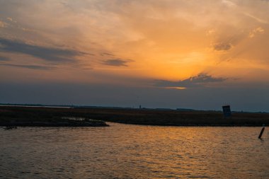 Sakin günbatımı ve deniz, Murano-Burano 