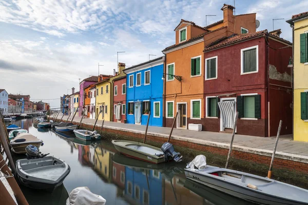 ブラーノ島ムラノチャンネルの街並み ヴェネツィア イタリア — ストック写真