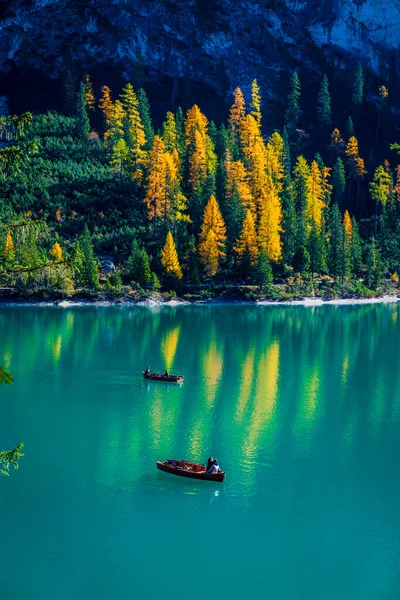 Braies Lake Background Colorful Autumn Italian Alps Dolomite Italy Europe — Stock Photo, Image