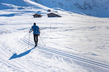 Dolomitler 'deki Seiser Alm ya da Alpe di Siusi' nin Panorama görüntüsü, İtalya.