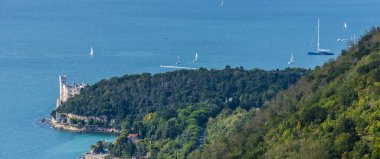 Trieste körfezi ve Barcolana ırkı. İtalya