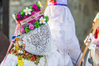 Friuli Venezia Giulia 'nın dağlık Carnia bölgesinde Sauris Karnavalı 