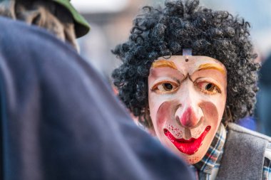 Friuli Venezia Giulia 'nın dağlık Carnia bölgesinde Sauris Karnavalı 