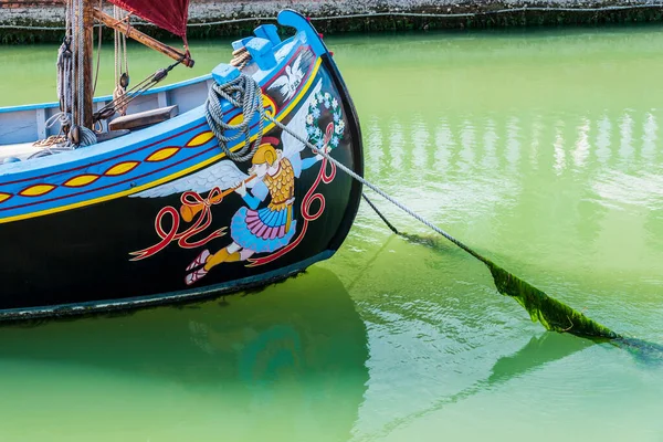 Pięknie Malowana Gondola Wodzie — Zdjęcie stockowe