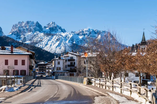 Forni Sopra Kışı Antik Dağ Köyü Friulian Dolomitlerinin Ncisi — Stok fotoğraf