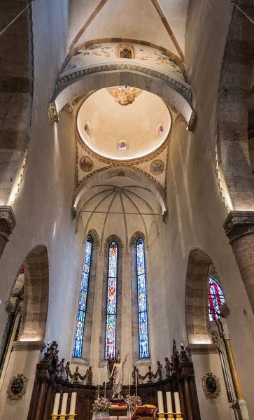 Εσωτερικό Του Καθεδρικού Ναού Στην Gemona Del Friuli — Φωτογραφία Αρχείου