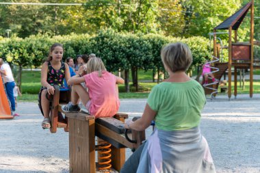 Güzel Lago di Cavazzo Alplerde