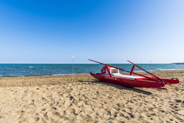 Kıyılı Adriyatik Denizi. Lignano Sabbiadoro, İtalya.