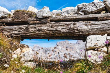 Monte Piana manzaralı, Dolomitler dağları, İtalya