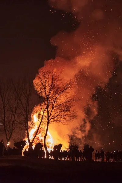 Fuegos Epifanía Friuli — Foto de Stock