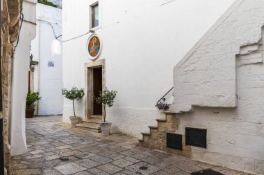 Sarnino 'nun dar sokakları