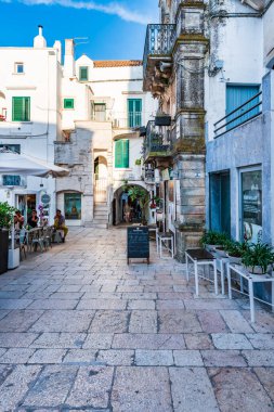 Cisternino caddesi manzarası