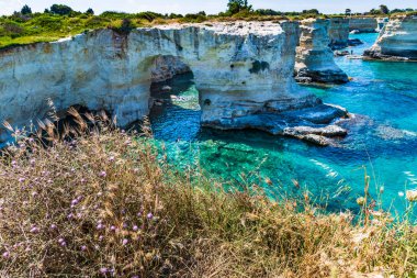 Faraglioni di Sant 'Andrea Manzarası