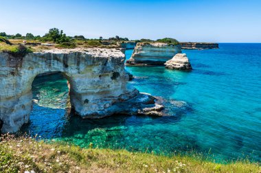 Faraglioni di Sant 'Andrea Manzarası