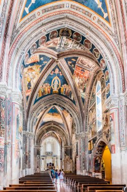 Galatina, İtalya 'daki katedralin içi