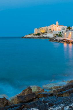 Geceleri Puglia Kasabası