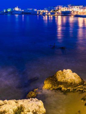 Geceleri Puglia Kasabası