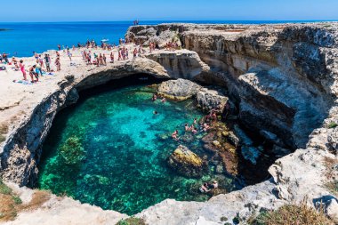 Grotta della Poesia Manzarası