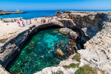 Grotta della Poesia Manzarası