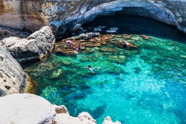 Grotta della Poesia Manzarası