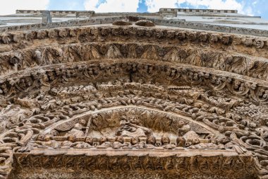 Locorotondo ve Altamura 'nın güzel ortaçağ mimarisi, Apulia, güney İtalya