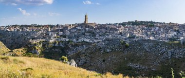 İtalya 'nın Matera kentinin manzaralı görüntüleri.