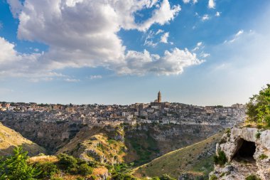 İtalya 'nın Matera kentinin manzaralı görüntüleri.