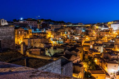 İtalya 'nın Matera kentinin manzaralı görüntüleri.