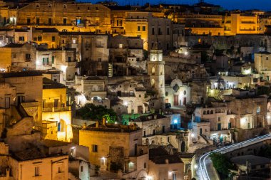 İtalya 'nın Matera kentinin manzaralı görüntüleri.