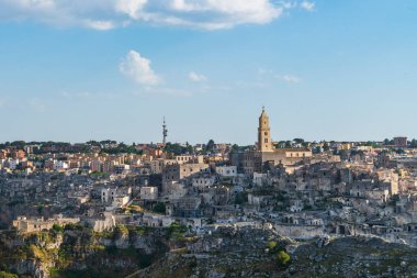 İtalya 'nın Matera kentinin manzaralı görüntüleri.