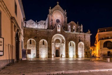 İtalya 'nın Matera kentinin manzaralı görüntüleri.