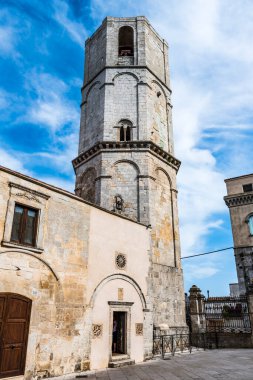 İtalya 'nın eski Monte Sant' Angelo kasabasının güzel manzarası