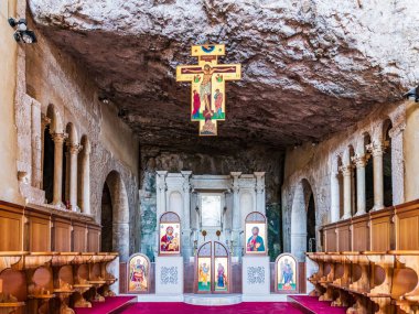 Monte Sant Angelo 'daki eski kasaba, Puglia, İtalya