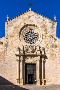 İtalya 'nın Otranto kentindeki mimari tarihi binalar