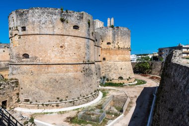 İtalya 'nın Otranto kentindeki mimari tarihi binalar